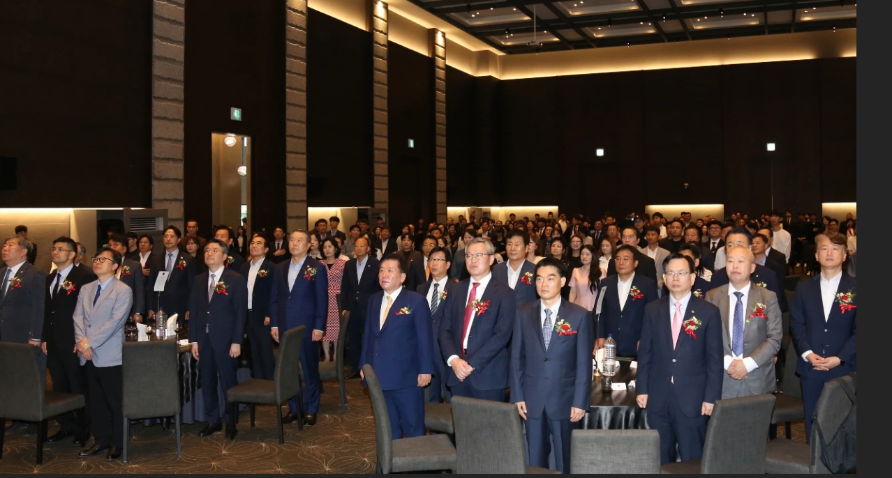 集团副总裁胡晨博士受邀出席中国驻韩国光州总领事馆庆祝中华人民共和国成立76周年招待会